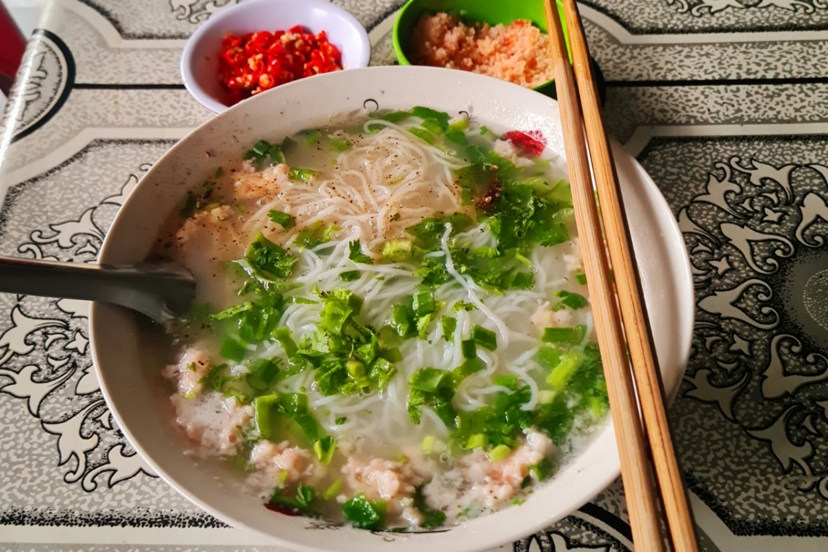 Bún Quậy - món ăn trứ danh từ đảo Ngọc Phú Quốc